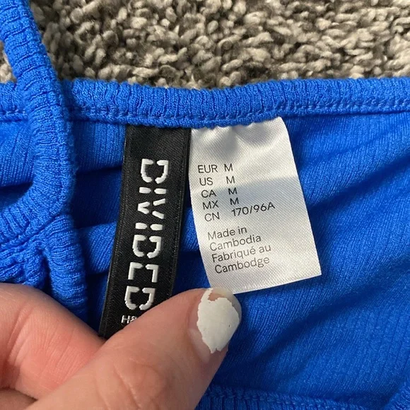 Two H&M body wrap tops - Picture 4 of 9